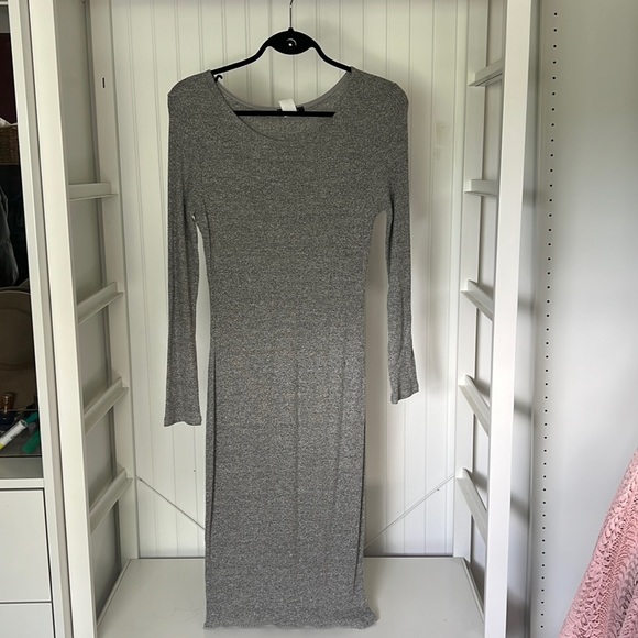 Grey dress - Picture 1 of 3